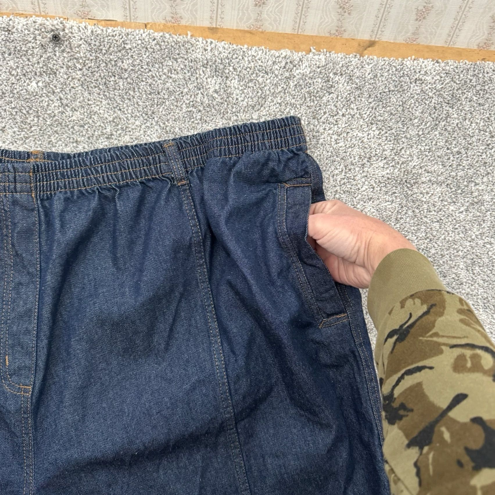 Vintage VINTAGE Denim Jeans Womens 36WP Capri Relaxed Dark Wash Lagenlook Casual 2010s Roaman's Womens Jeans 36W Plus Size Blue Denim Size 25" / US 0 / IT 36 - 6 Thumbnail