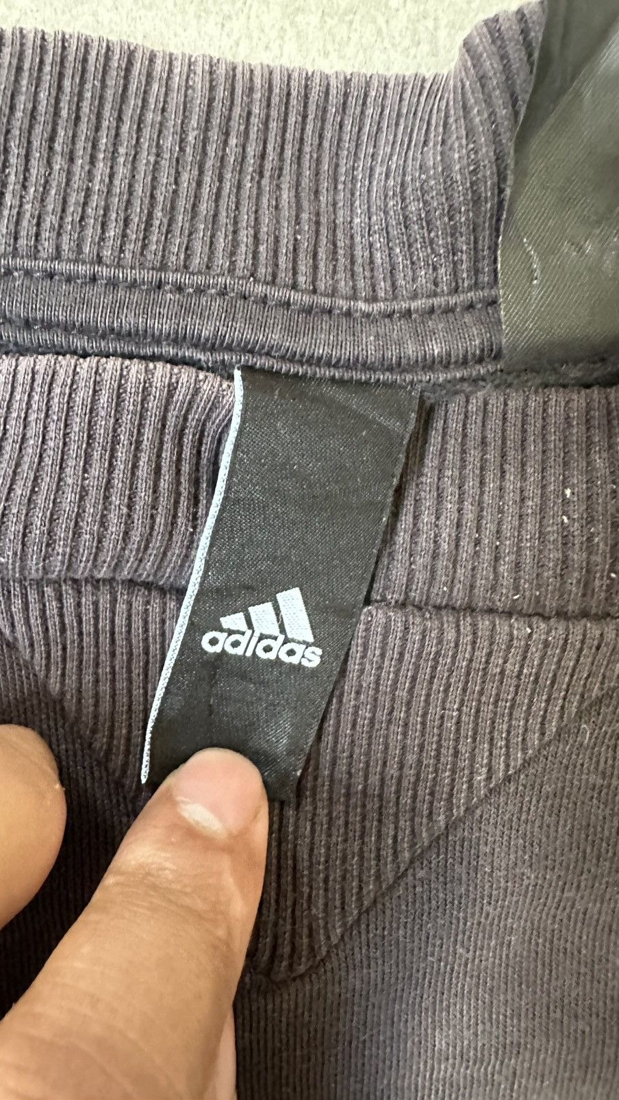 Adidas VINTAGE ADIDAS SUN FADED SWEATSHIRT Size US M / EU 48-50 / 2 - 6 Thumbnail