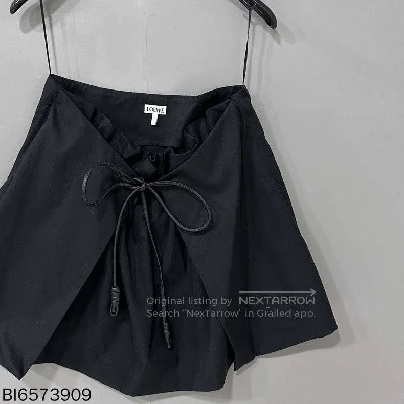 Loewe Loewe Cotton and silk gabardine half-skirt Size 24" / US 00 / IT 34 - 1 Thumbnail
