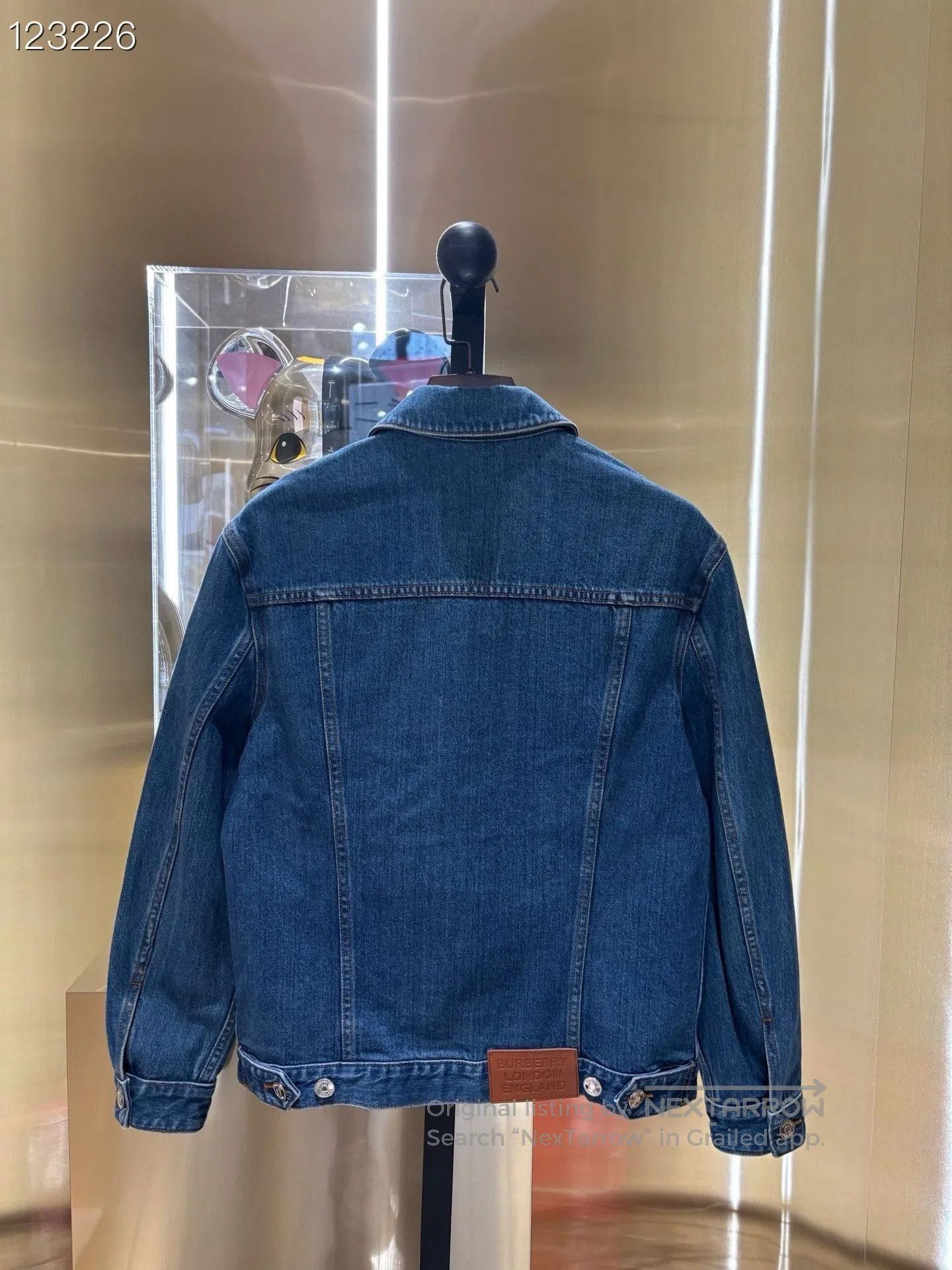 Burberry Burberry Deer Denim Jacket UK8. Size XS / US 0-2 / IT 36-38 - 2 Thumbnail