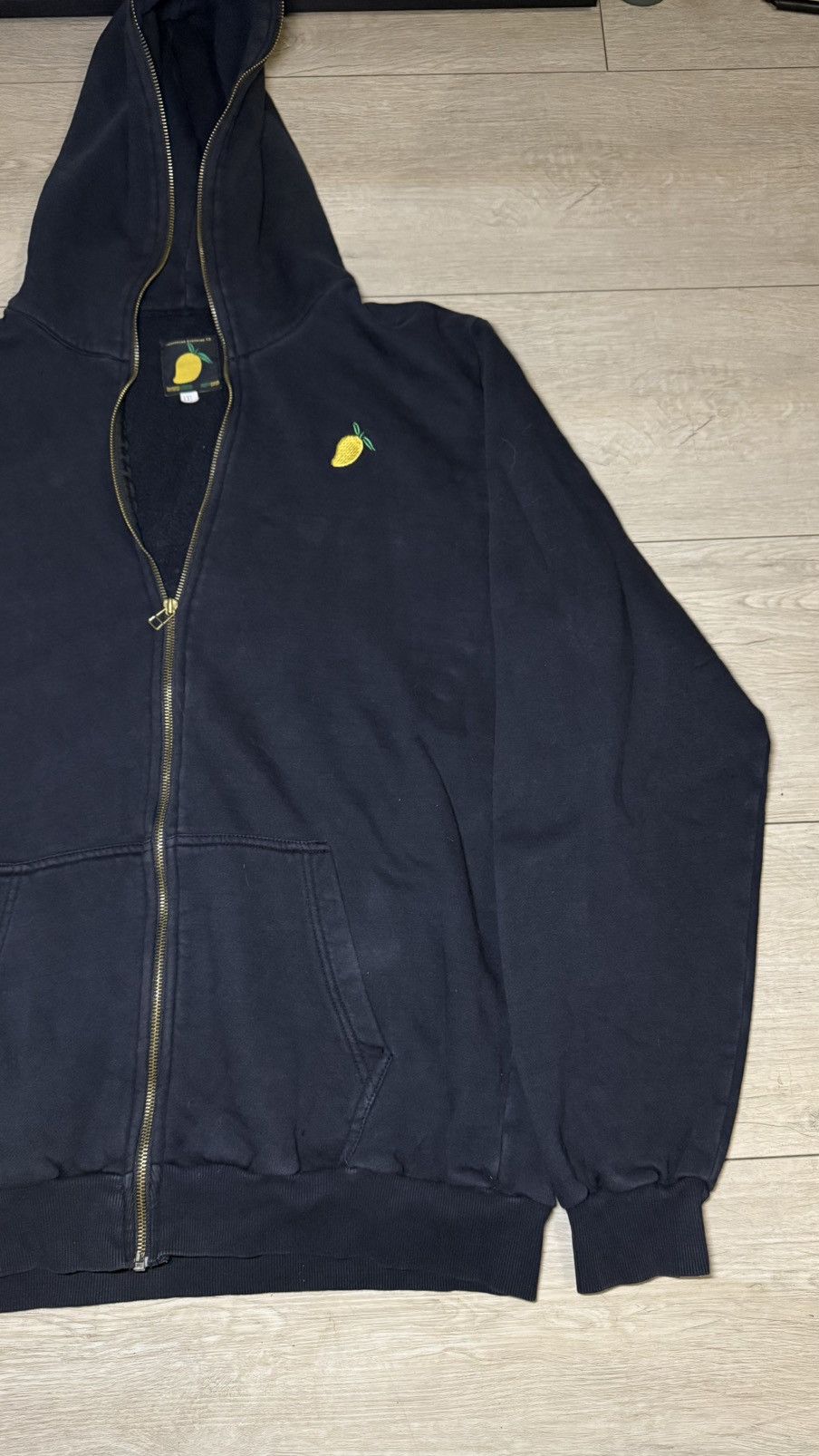 Other Rootsgear Clothing Embroidered Mango Collection Zip Up Size US XL / EU 56 / 4 - 4 Thumbnail