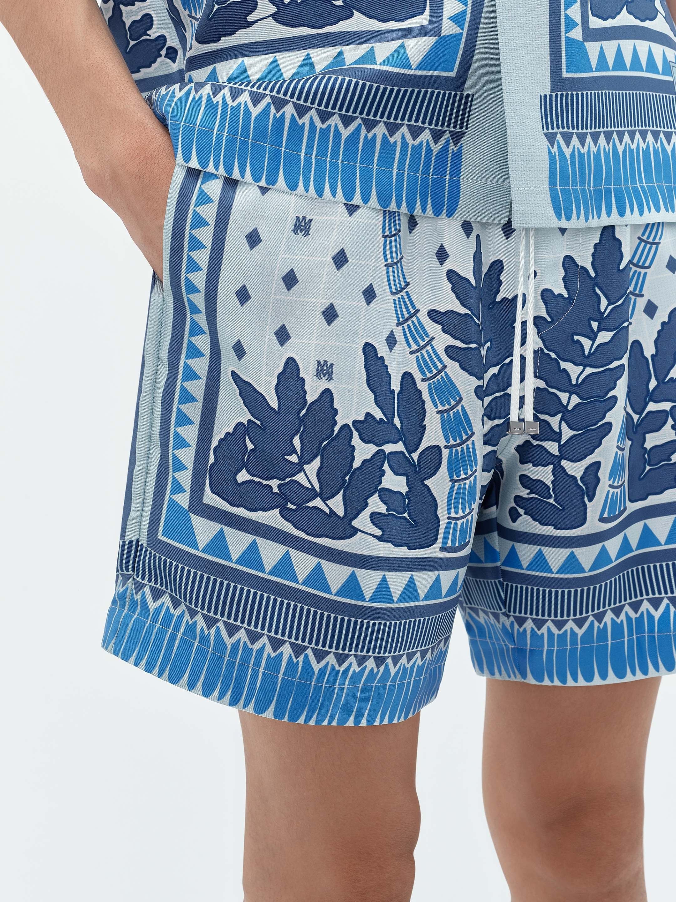 Amiri o1s1wg110425 Palm Tree Shorts in Multicolor Size US 30 / EU 46 - 6 Thumbnail