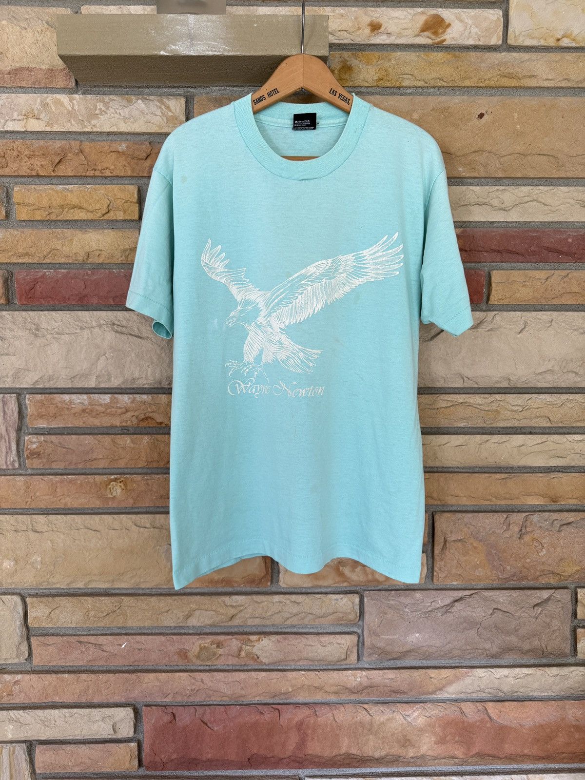 Vintage Vintage 80s Wayne Newton Bald Eagle Graphic Tee Size US L / EU 52-54 / 3 - 1 Thumbnail