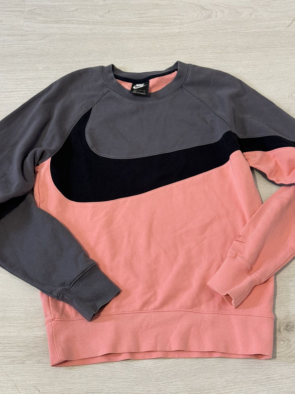 Nike Nike Sportswear Unisex Big Swoosh Crew Size S / US 4 / IT 40 - 2 Thumbnail