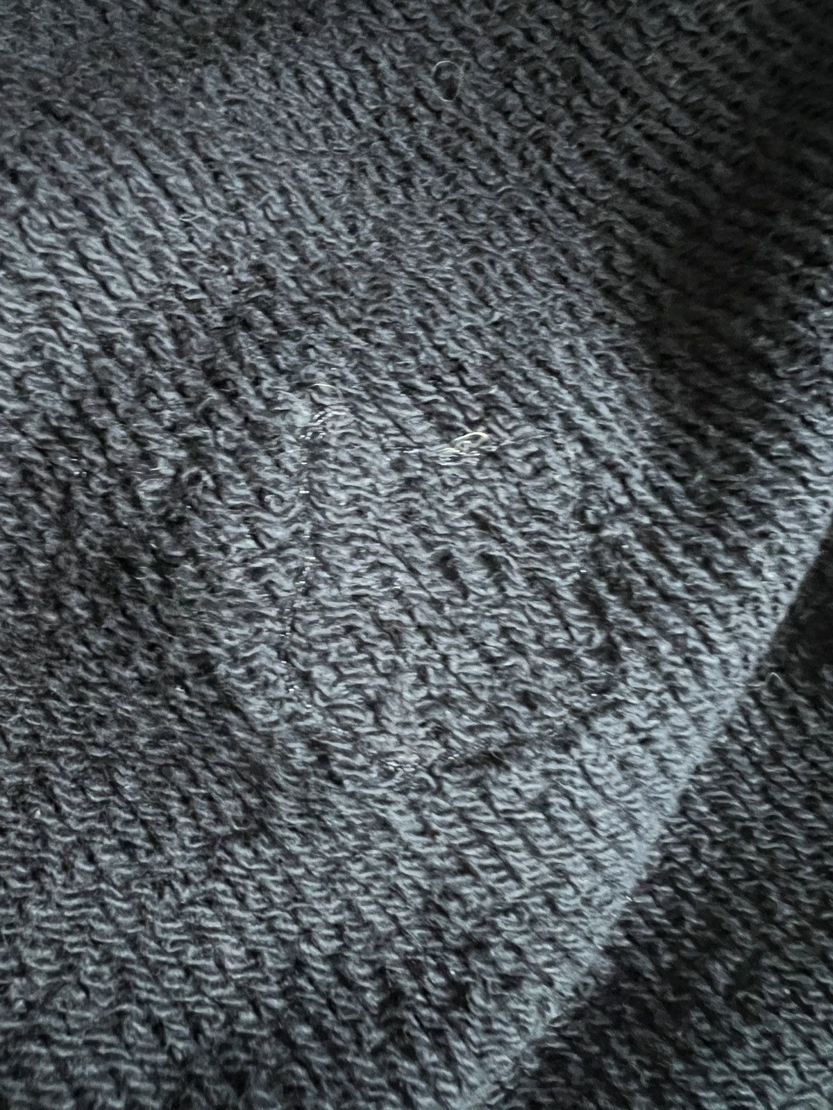 Maison Kitsune Maison Kitsune : Sweater One Point Logo Embroider Size US M / EU 48-50 / 2 - 10 Thumbnail