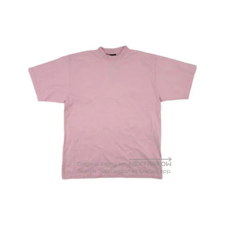 Balenciaga Balenciaga FW23 Pink Crystal Neck T. Size US L / EU 52-54 / 3 - 1 Thumbnail
