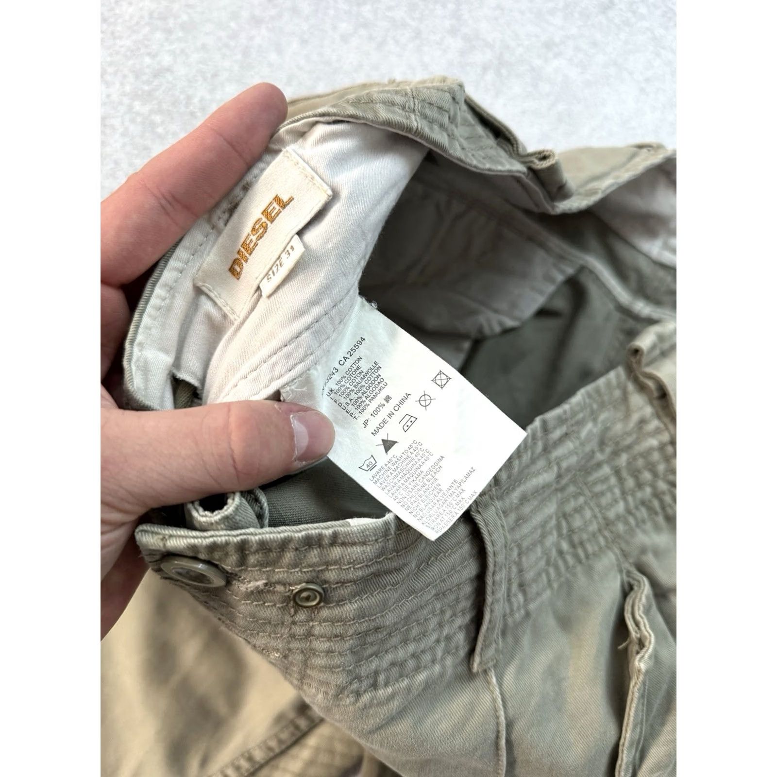 Diesel VINTAGE Diesel Cargo Shorts Military Army Khaki Men Size 31 Regular 31 Khaki Diesel Cargo Shorts 90s Streetwear Mens Size US 31 - 7 Thumbnail