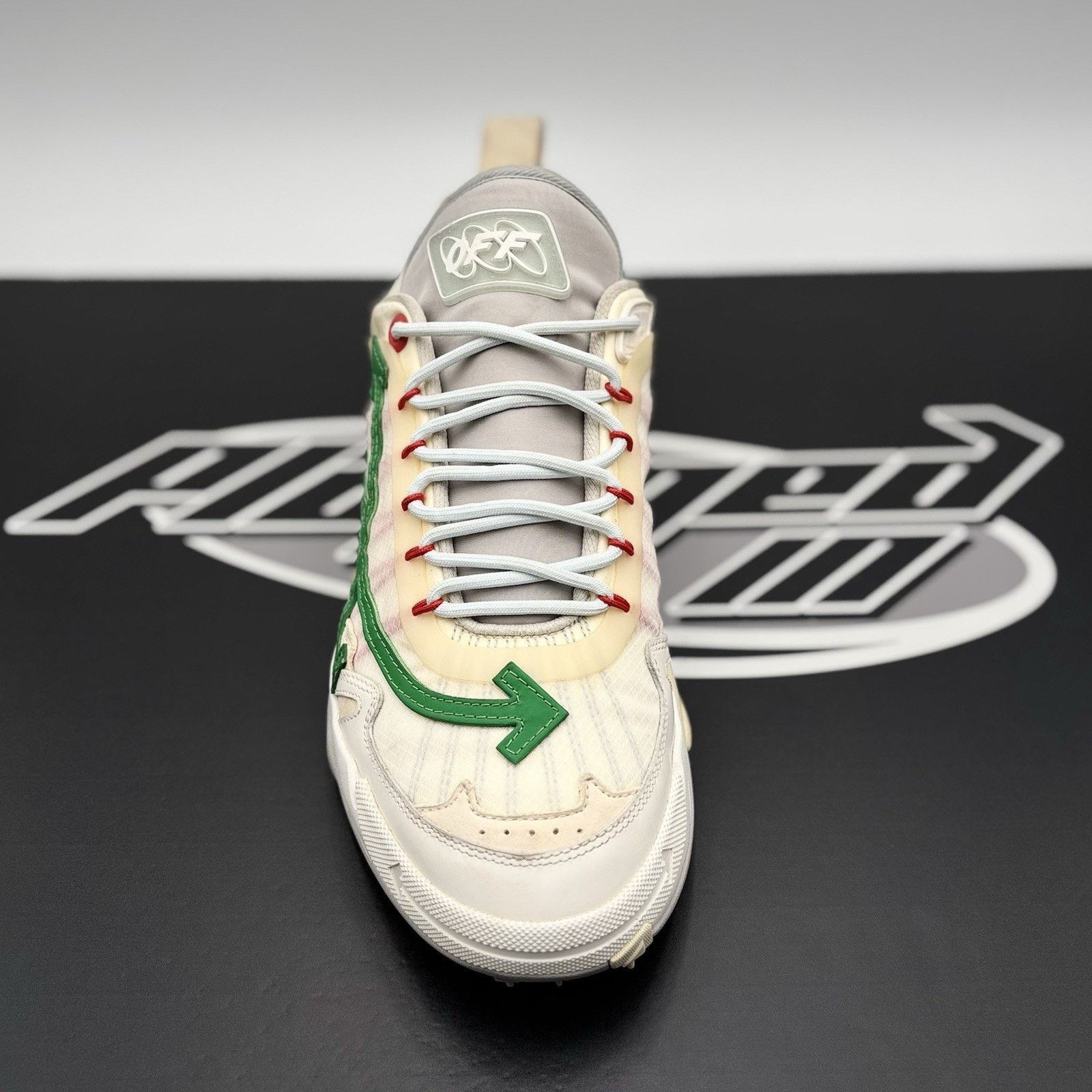 Off-White Off-White ODSY-2000 ' White, Green ' | SUPER CLEAN! Size US 12 / EU 45 - 5 Thumbnail
