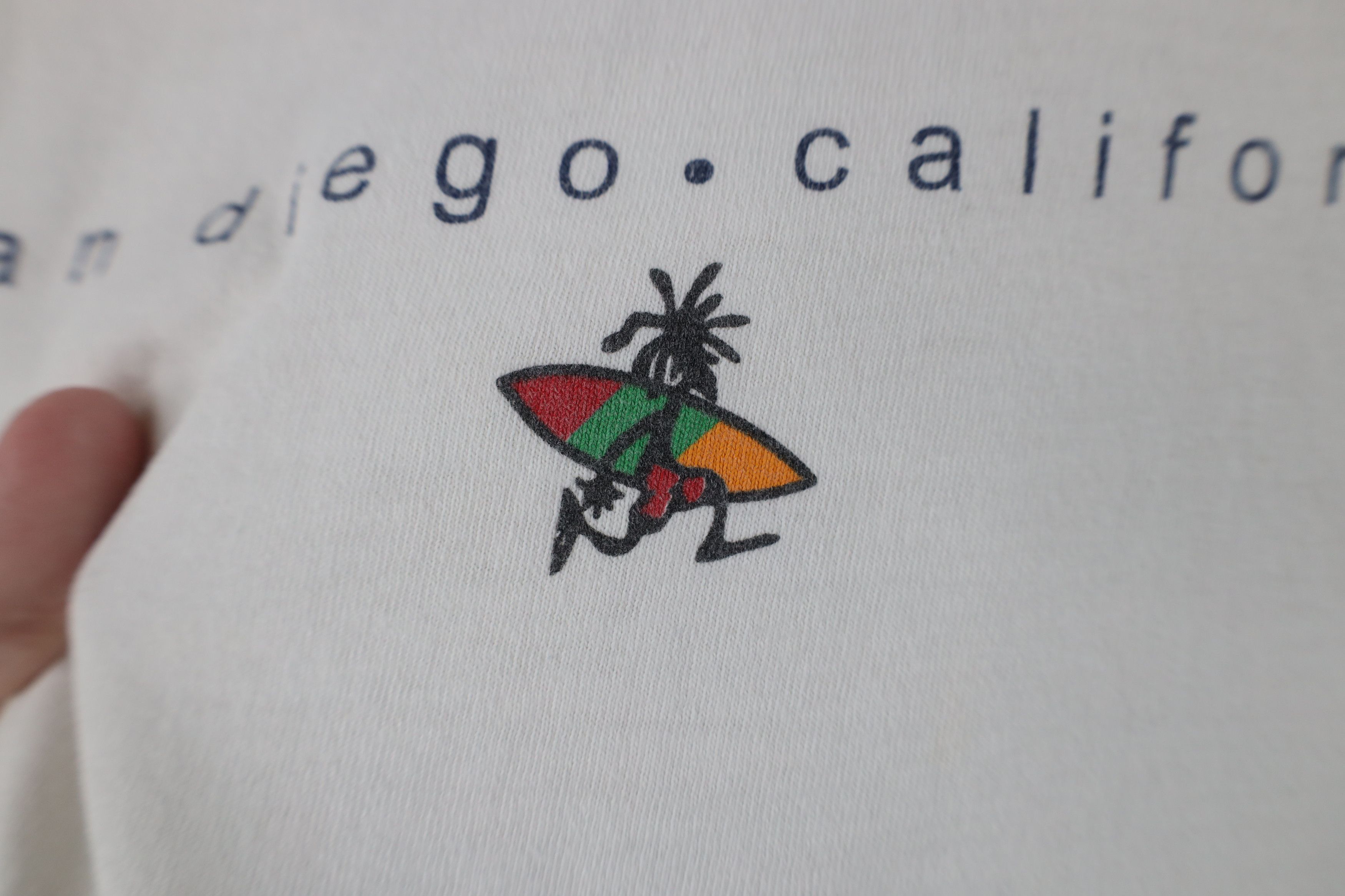 Vintage Vintage 90s Streetwear San Diego California Surfing T-Shirt Size US XL / EU 56 / 4 - 5 Thumbnail