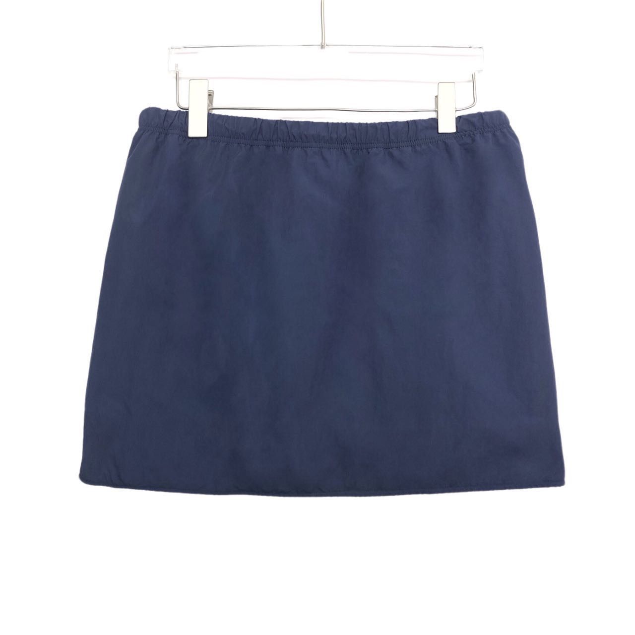 Gucci Gucci Women's Elastic Waist Mini Casual Skirt K26WX Size 27" / US 4 / IT 40 - 2 Thumbnail