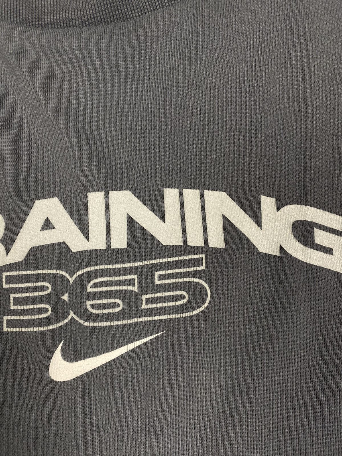 Nike × Vintage Vintage Nike Training 365 Center Logo Tee Size US L / EU 52-54 / 3 - 7 Thumbnail