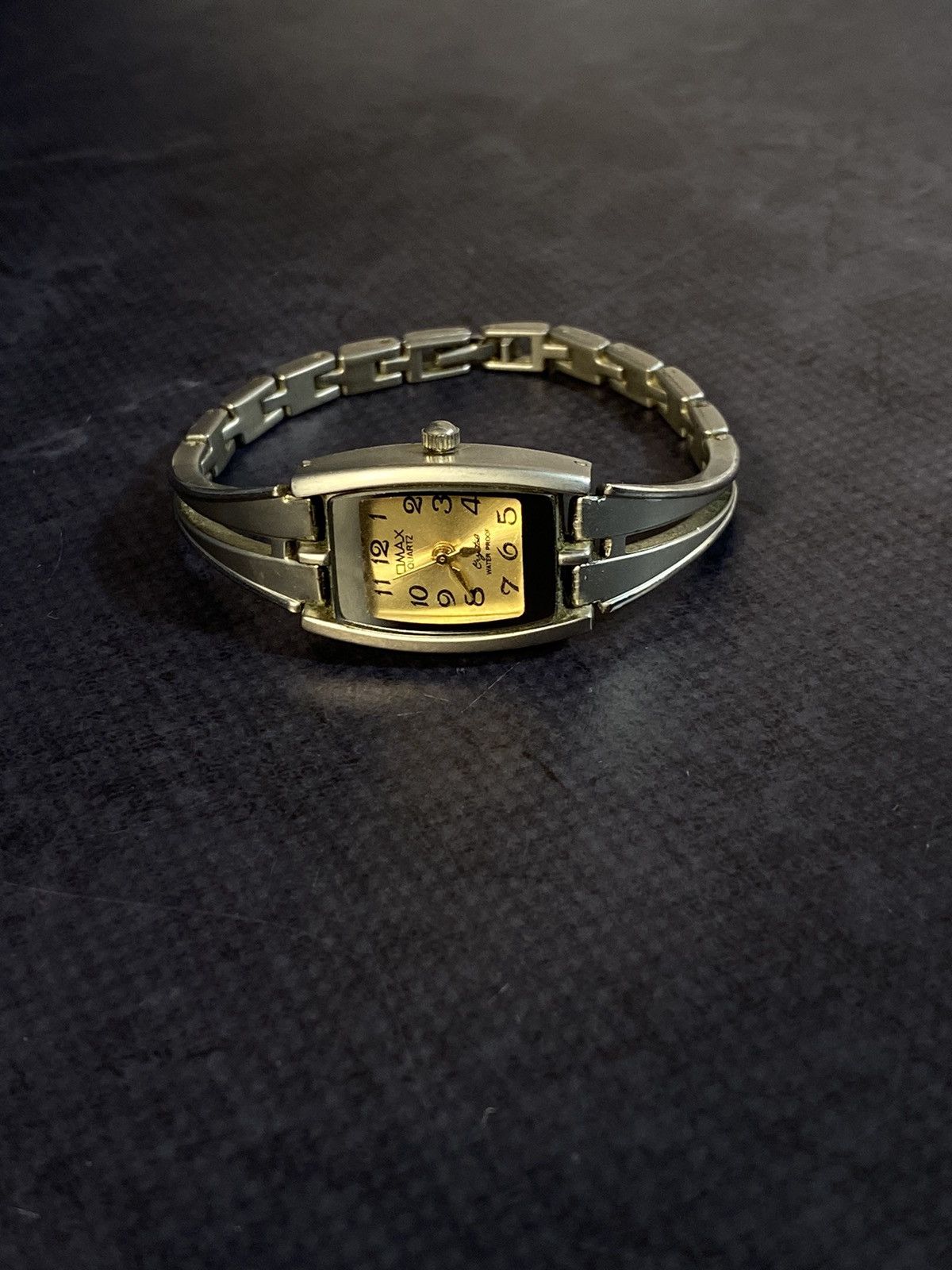 Jewelry × Vintage Stylish Quartz Watch with Metal Bracelet Japanese Brand Size ONE SIZE - 5 Thumbnail