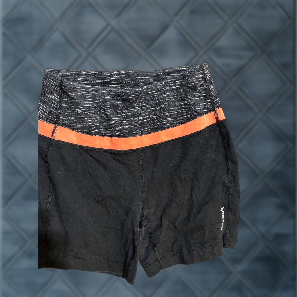 Reebok Reebok Womens Shorts Classic Wide Legging Athletic Workout Black Small Size 28" / US 6 / IT 42 - 1 Thumbnail