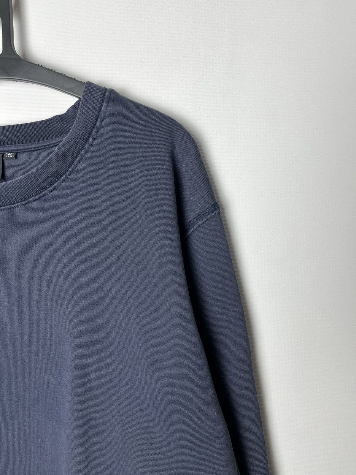 Alexander McQueen Alexander McQueen MCQ Dark Blue Crewneck Logo Sweatshirt Size US XL / EU 56 / 4 - 2 Thumbnail
