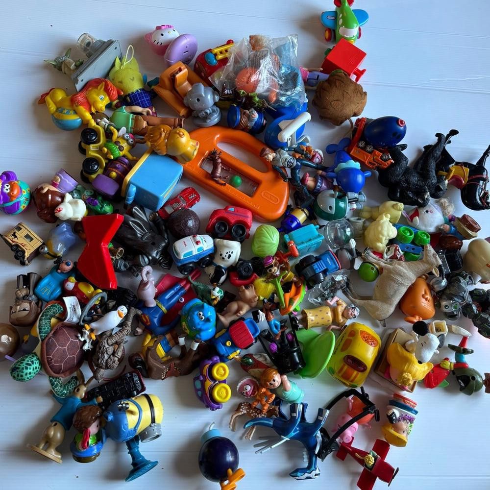Designer Vintage toy lot, great for resellers Size ONE SIZE - 2 Thumbnail