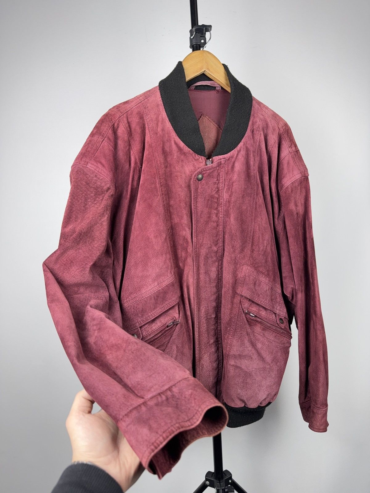 Japanese Brand Vintage 90s Retro Oversized Burgundy Suede Leather Bomber Size US L / EU 52-54 / 3 - 6 Thumbnail