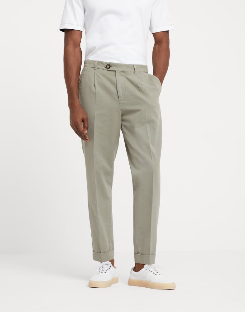 Brunello Cucinelli o1w1db10825 Dyed Pants in Green Size US 32 / EU 48 - 1 Thumbnail