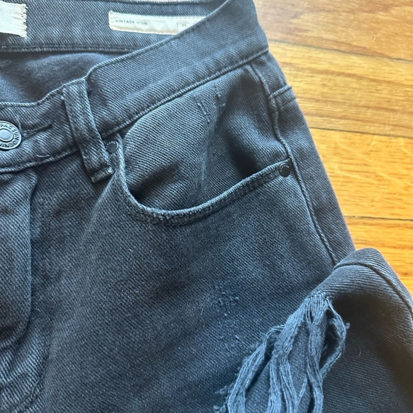 Pacsun Pacsun Vintage Icon Black Distressed High-Rise Jeans Raw Hem Size 25" / US 0 / IT 36 - 11 Thumbnail