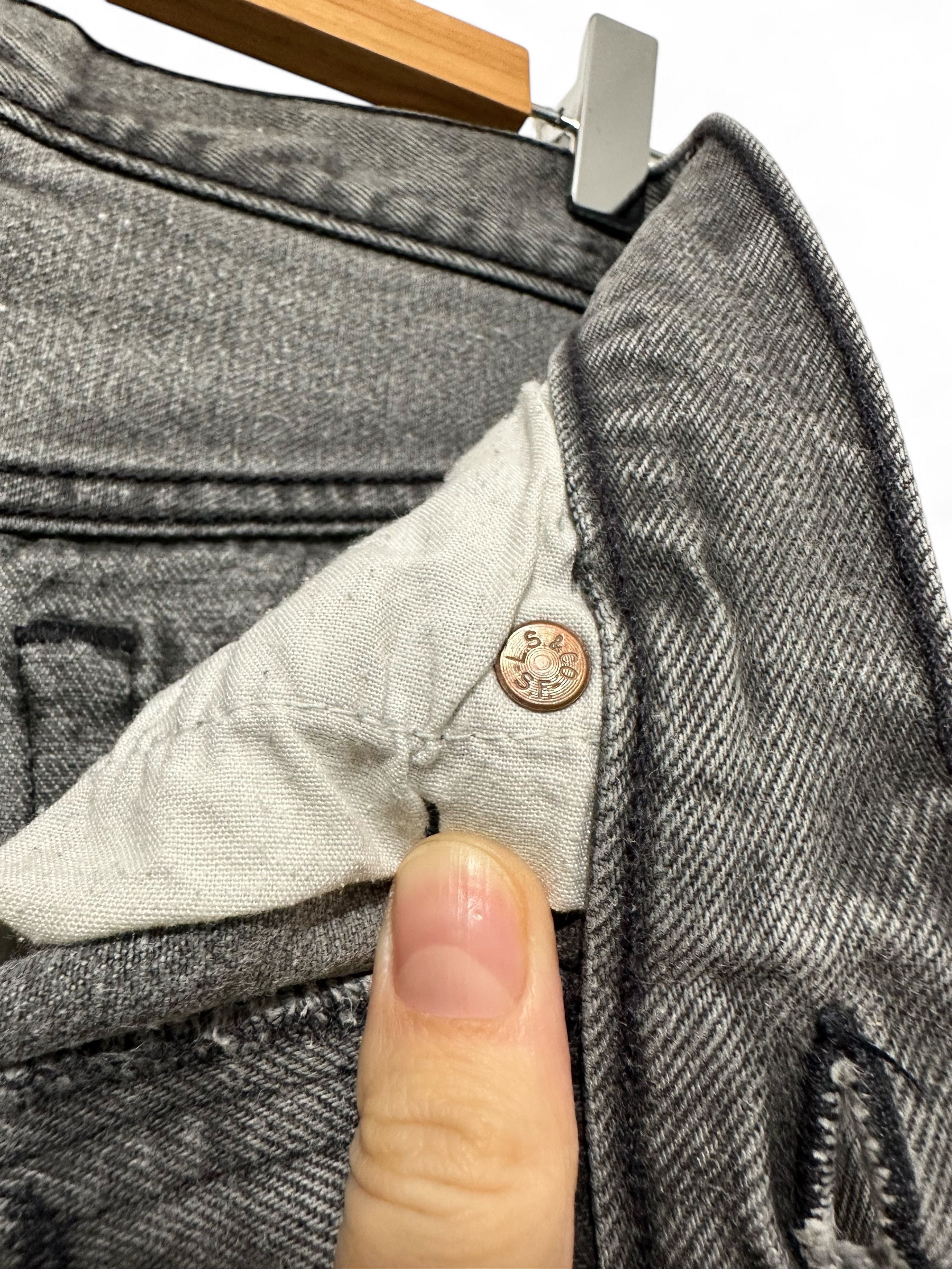Levi's Levi's Vintage Gray Washed High Rise Button Fly Jeans (S) Size 29" - 5 Thumbnail