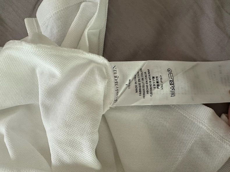 Alexander McQueen Alexander McQUEEN White embroidered short sleeved shirt 250 Size US S / EU 44-46 / 1 - 5 Thumbnail