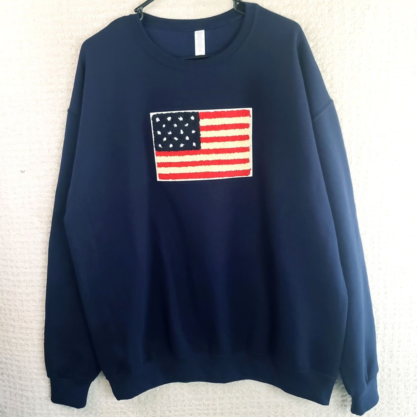 Vintage American Flag Crewneck Sweatshirt Men XL Navy Blue Embroidered Flag Logo Size US XL / EU 56 / 4 - 2 Thumbnail
