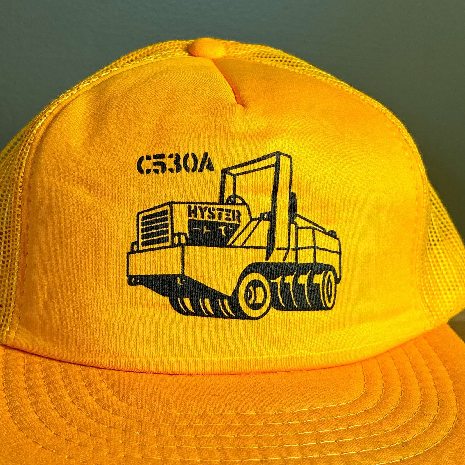 Yupong Vintage Hyster C530A Pneumatic Roller Trucker Snapback Hat Size ONE SIZE - 2 Thumbnail
