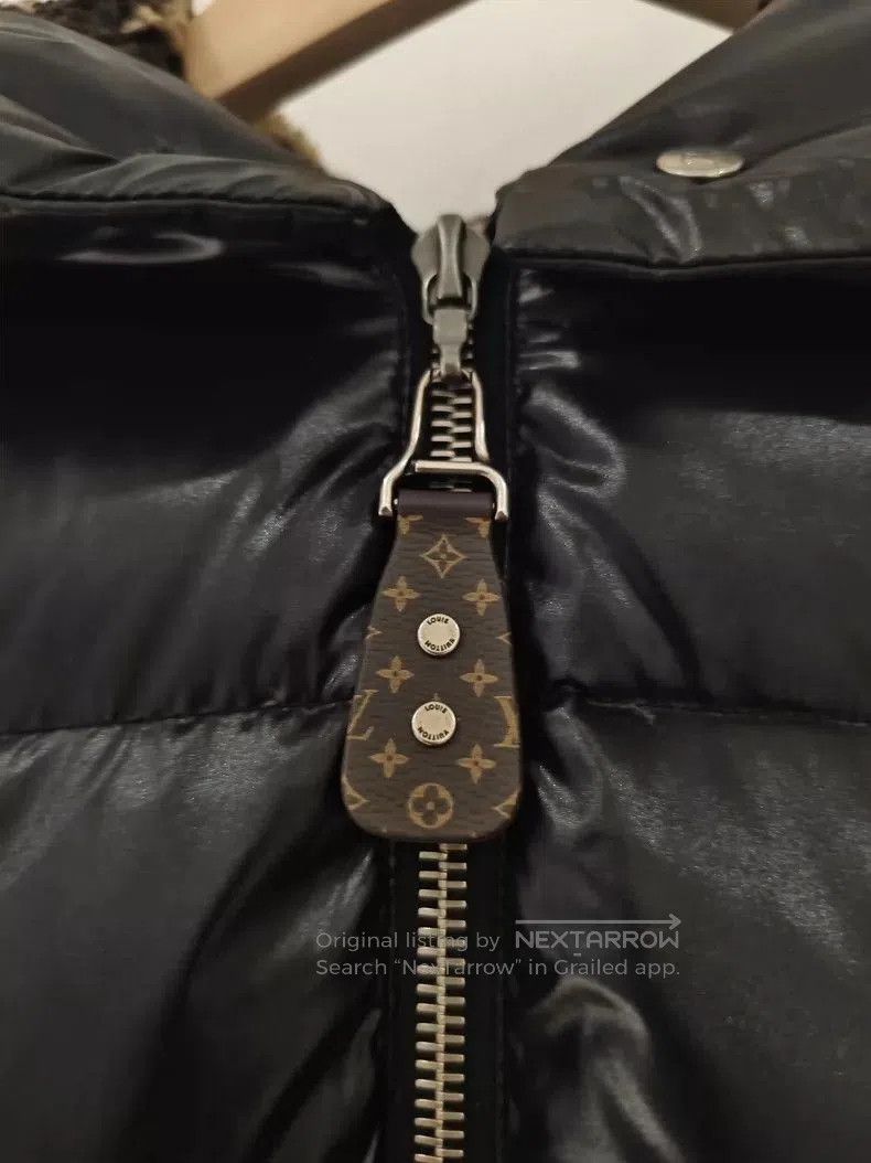 Louis Vuitton LV Black Teddy Down Vest. Size US XS / EU 42 / 0 - 3 Thumbnail