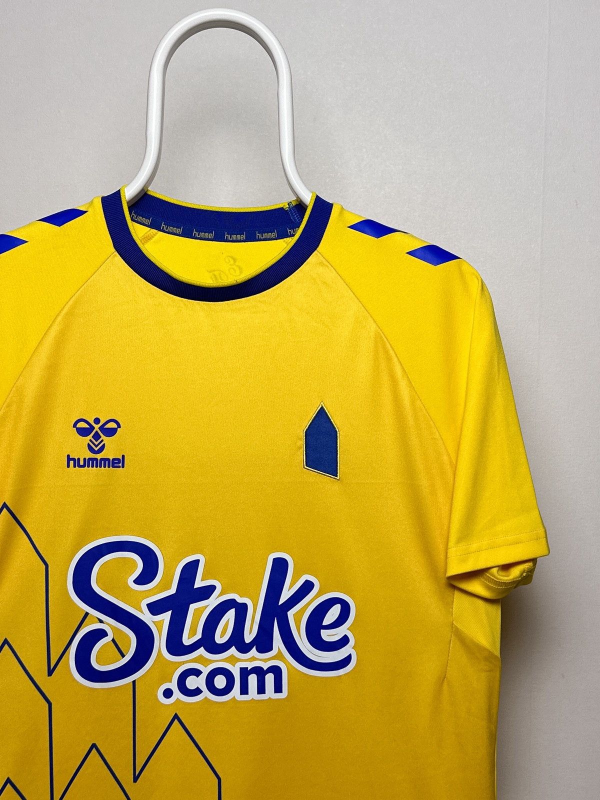 Hummel Hummel Everton Football Shirt+Shorts Jersey Third 2022/23 Size US S / EU 44-46 / 1 - 4 Thumbnail