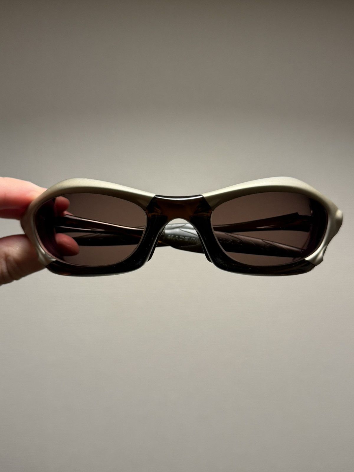 OAKLEY SPLICE FMJ PLATINUM ROOTBEER SUNGLASSES