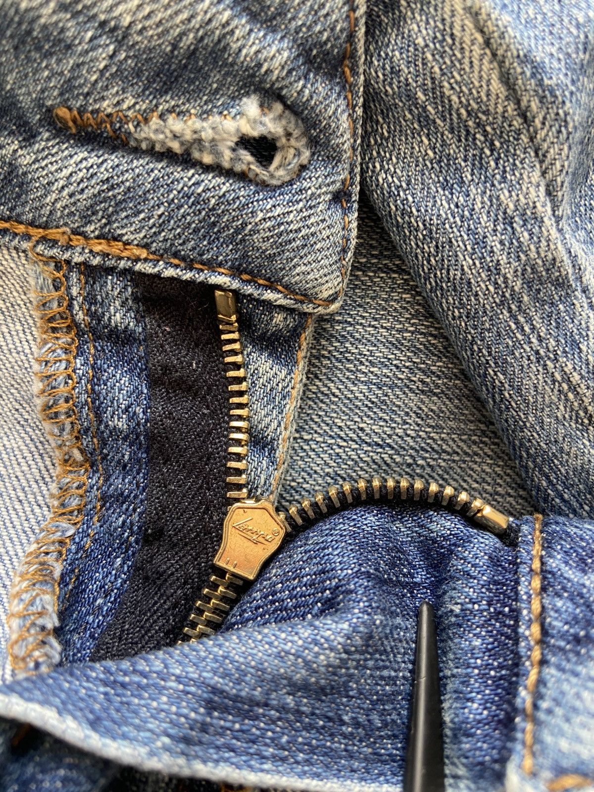 Gucci Woman’s Gucci Jeans Size 26" / US 2 / IT 38 - 9 Thumbnail