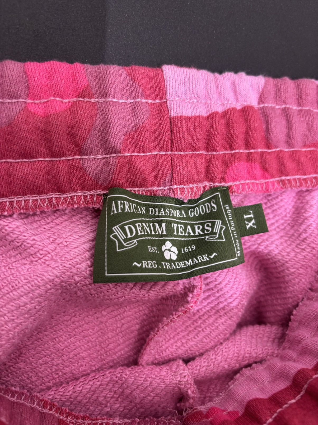 DENIM TEARS Denim Tears Wreath Sweatpants ‘Pink Camo’ Size US 36 / EU 52 - 3 Thumbnail