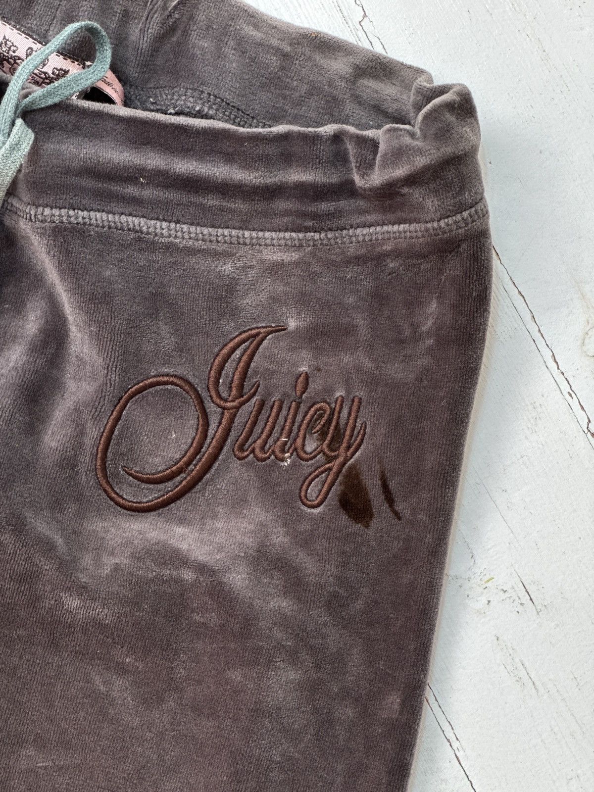 Juicy Couture VINTAGE JUICY COUTURE VELOUR 2000s TRACKSUIT Size S / US 4 / IT 40 - 14 Thumbnail