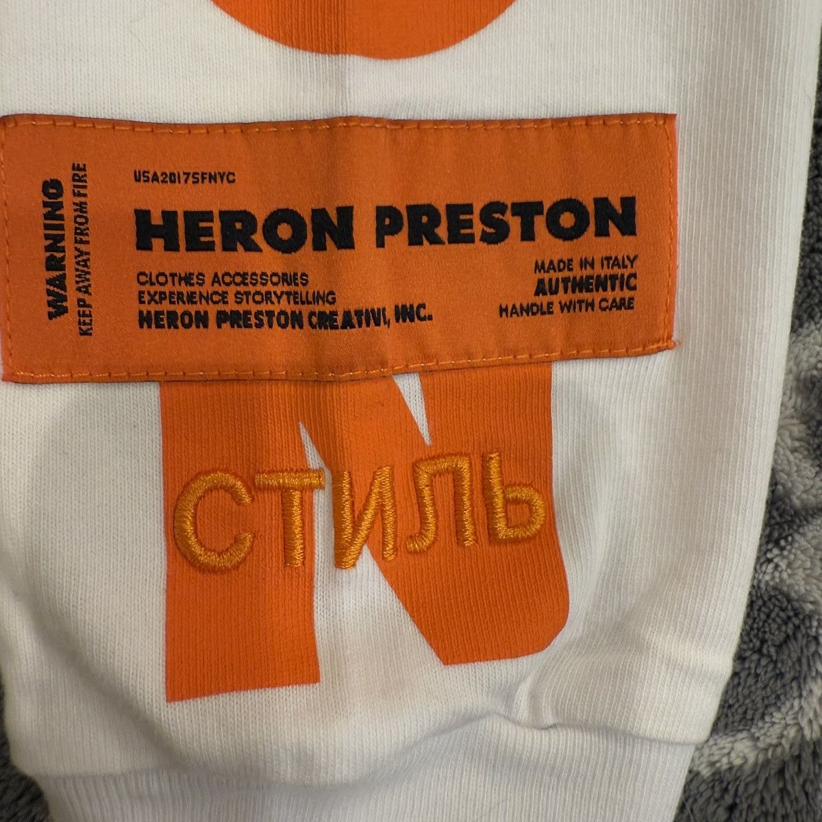 Heron Preston Heron Preston White Graphic KK HERONS JERSONE Size US XL / EU 56 / 4 - 9 Thumbnail
