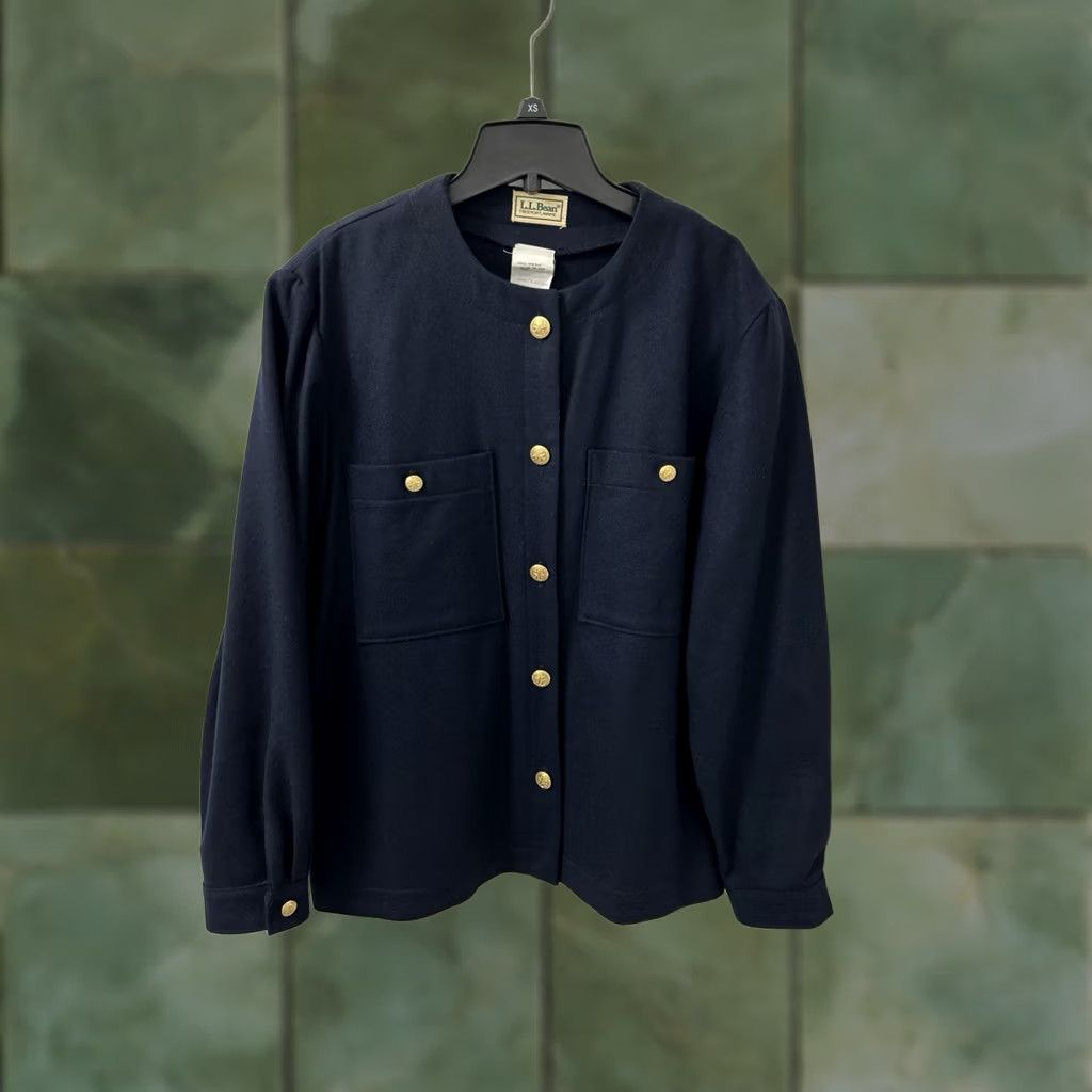 Vintage VINTAGE LL Bean Jacket Womens 16 Navy 100% Wool Cardigan Gold Buttons Solid Coat Women 100% Wool Hash Size XXL / US 16-18 / IT 52-54 - 1 Thumbnail