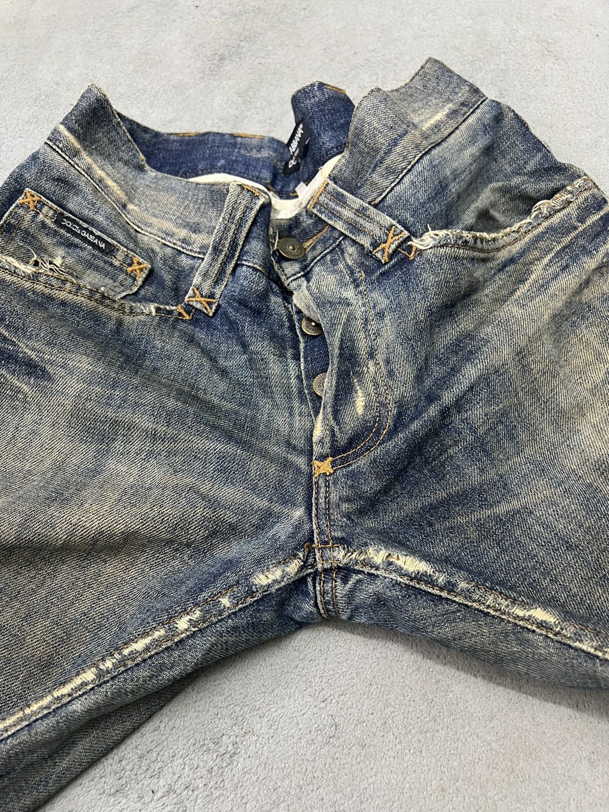 Dolce & Gabbana STEALS🔥🔥🔥DOLCE GABBANA BOOT CUT DISTRESS DENIM Size US 31 - 20 Thumbnail