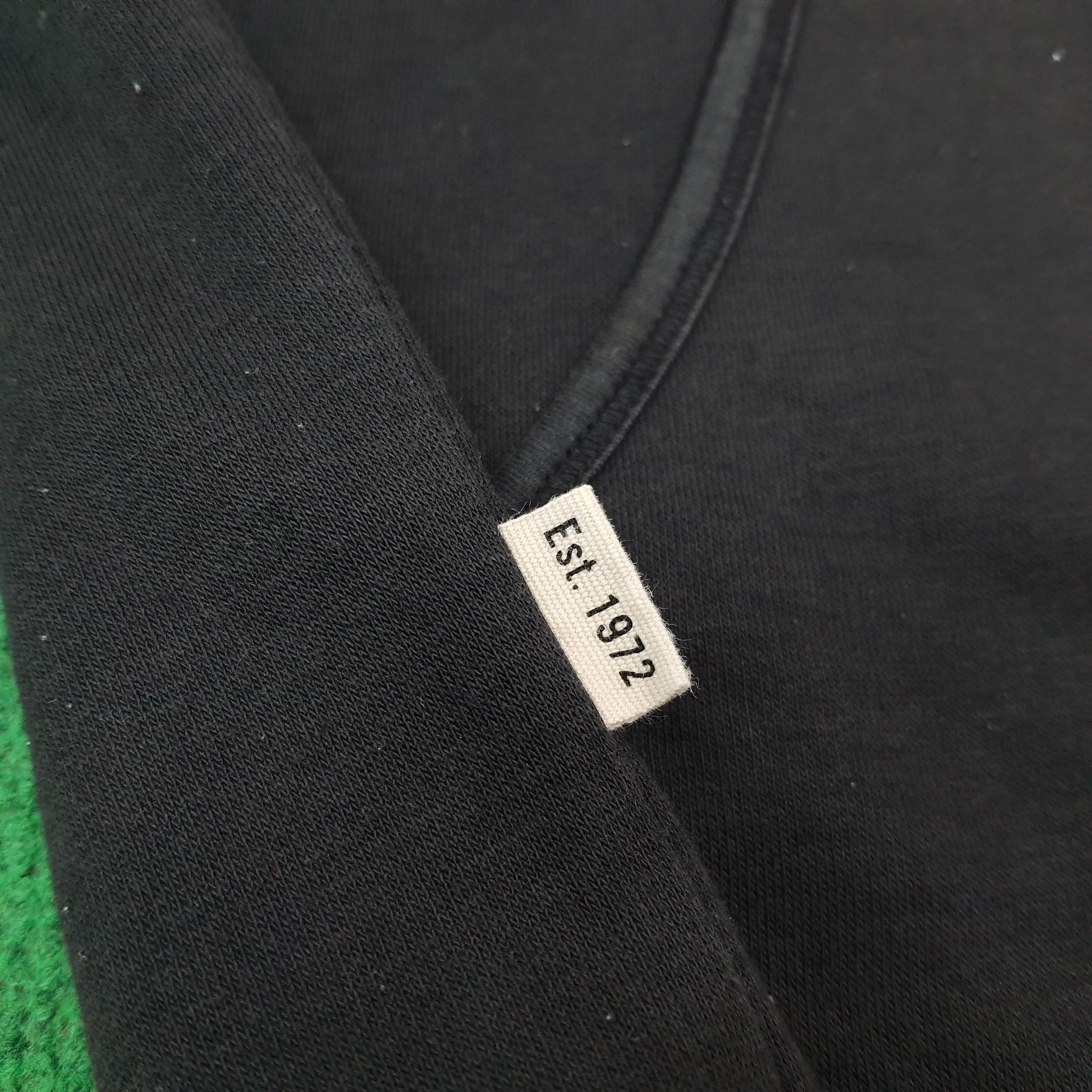Nike Vintage Nike Spell Out Full Zip Hoodie C273N13 Size US L / EU 52-54 / 3 - 5 Thumbnail