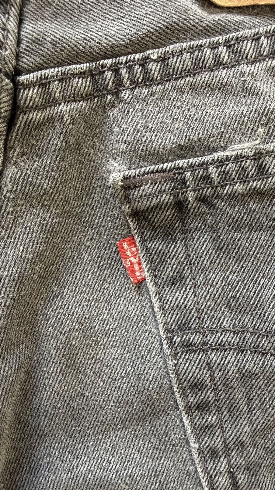 Levi's Vintage 90s Levi's 501 Faded Black / Charcoal Made in USA Size 27" / US 4 / IT 40 - 10 Thumbnail
