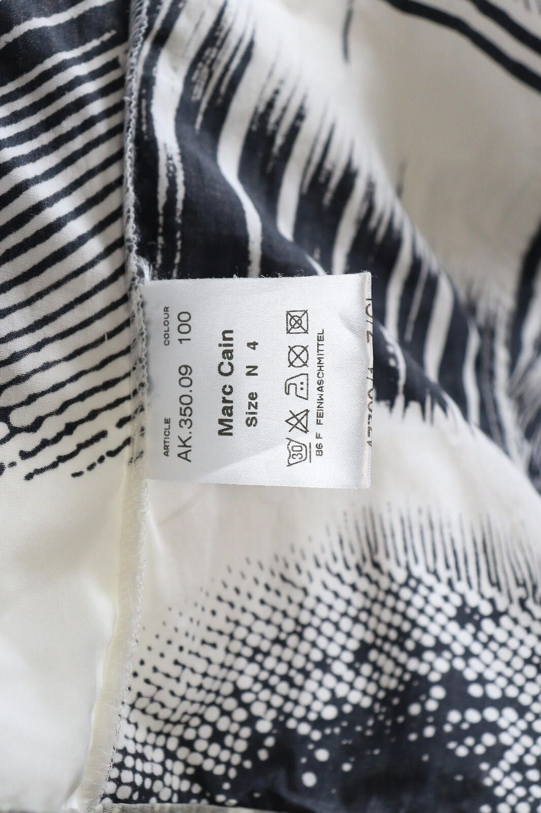 Designer Marc Cain Sleeveless Buttton Down Blouse Shirt Size 4 Size S / US 4 / IT 40 - 10 Thumbnail