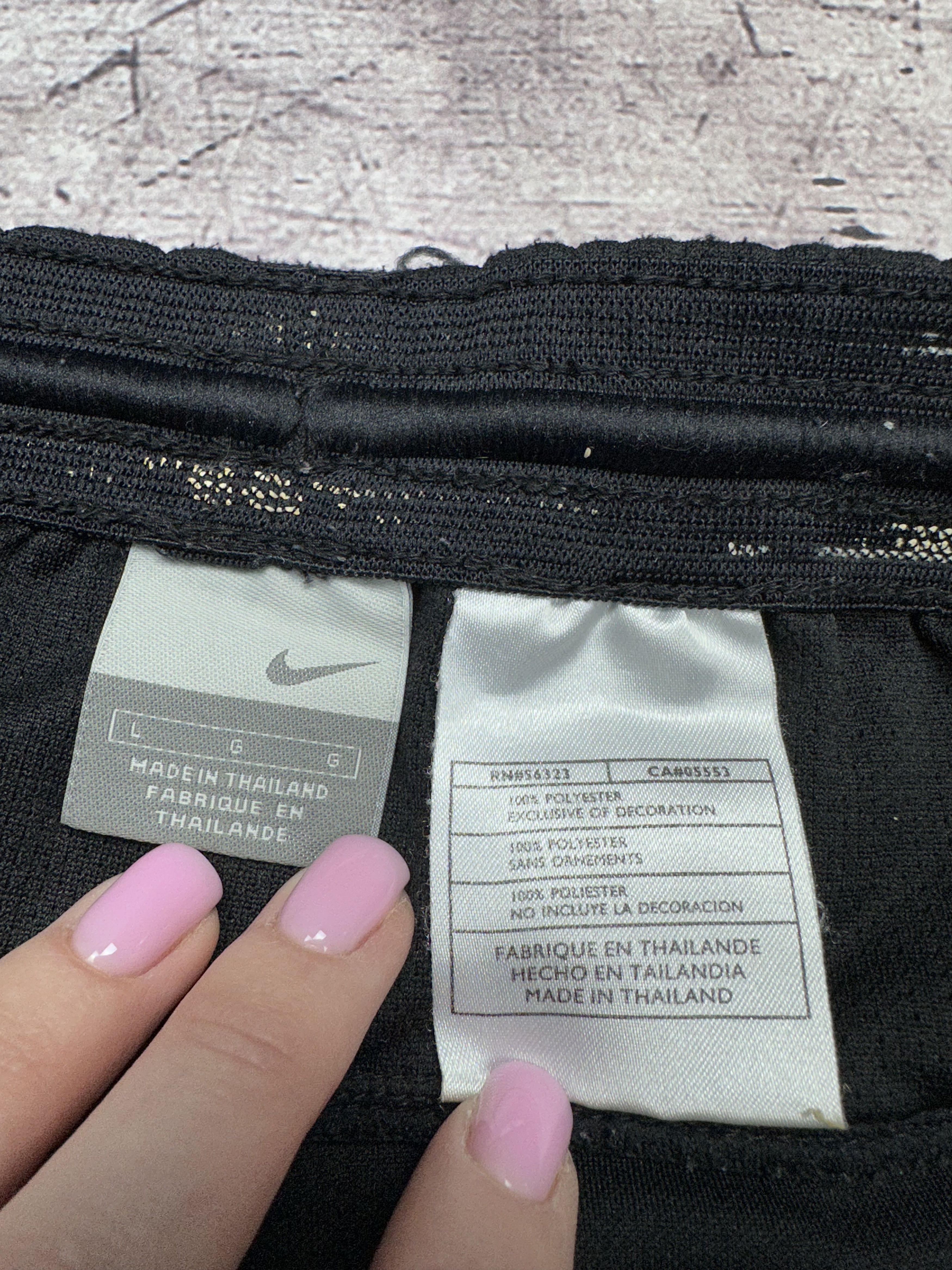 Nike Nike Dri Fit Vintage Mens Shorts Size US 34 / EU 50 - 7 Thumbnail