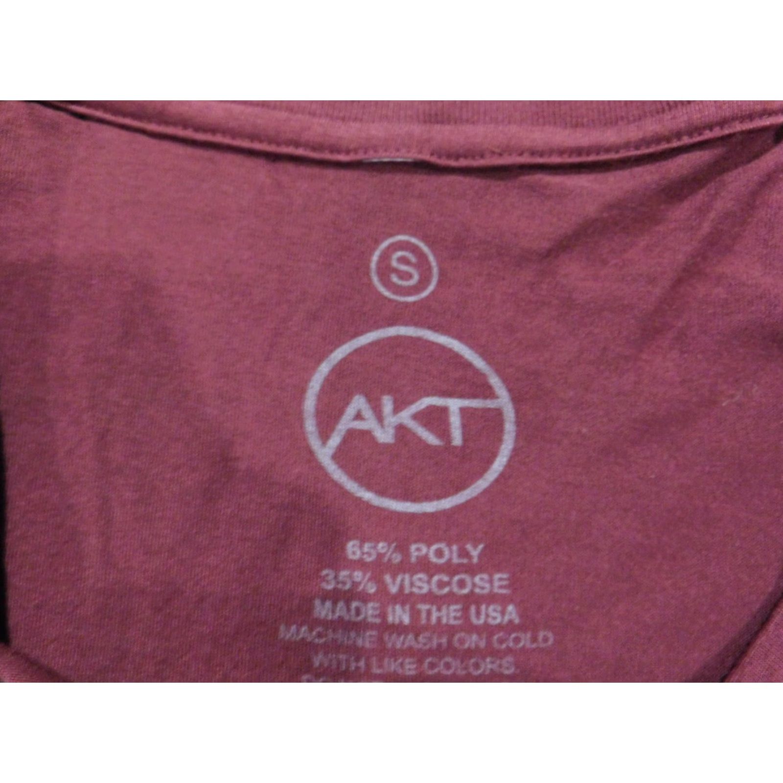 Vintage AKT Blouse Womens S Burgundy Crew Neck Pullover Stretch Top Casual Shirt Regular Red Short 3/4 Sleeve Cotton Rayon Solid Size S / US 4 / IT 40 - 6 Thumbnail