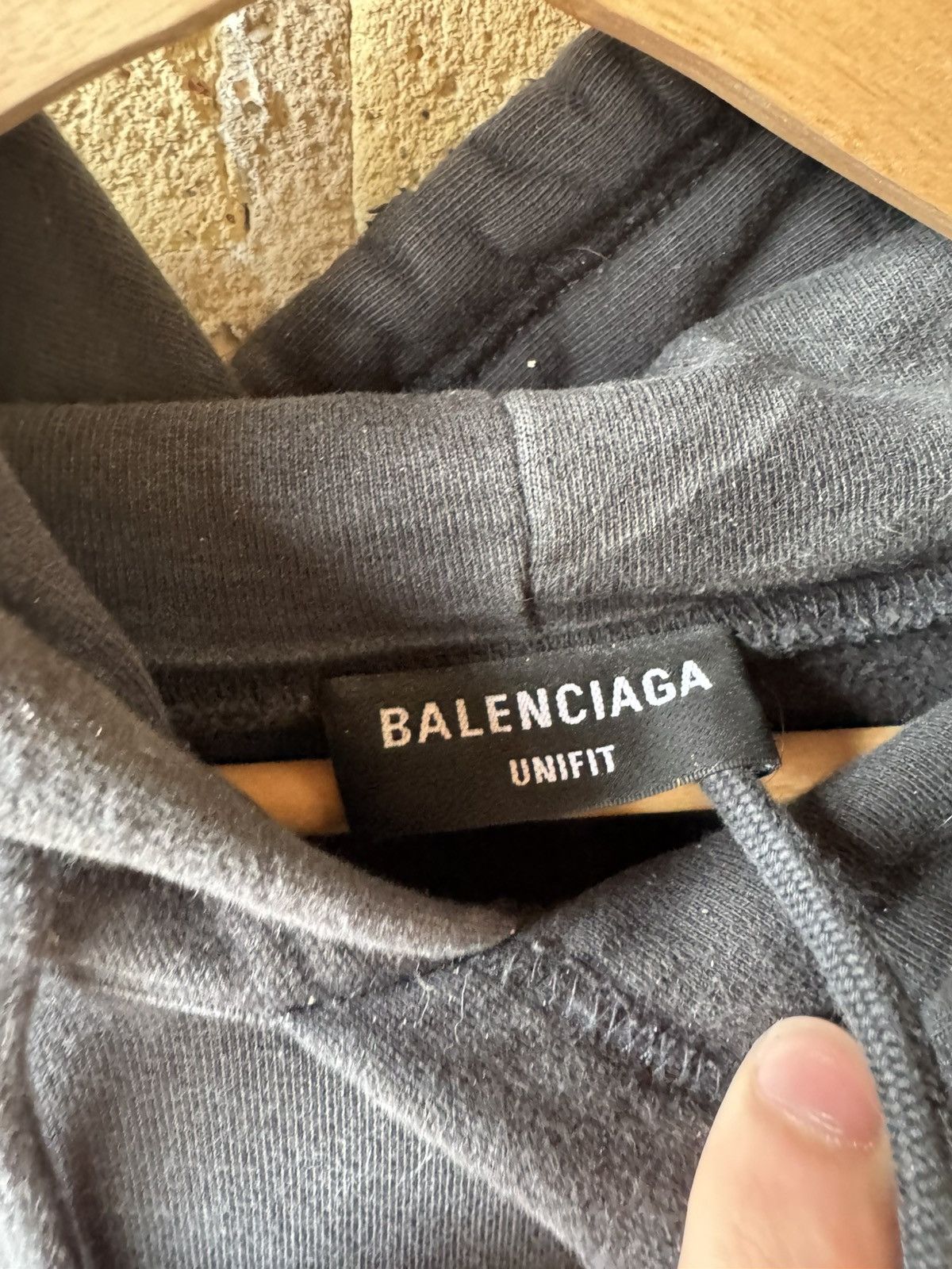 Balenciaga Balenciaga Metal Logo Hoodie Size US XL / EU 56 / 4 - 4 Thumbnail