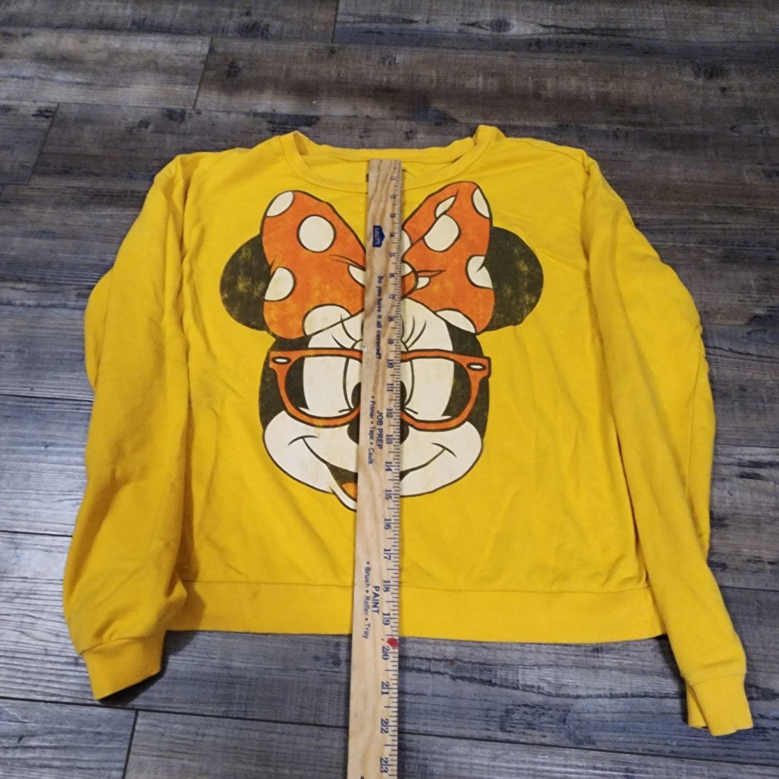 Disney Distressed yellow Minnie Mouse lightweight sweatshirt L 2267 Size L / US 10 / IT 46 - 2 Thumbnail