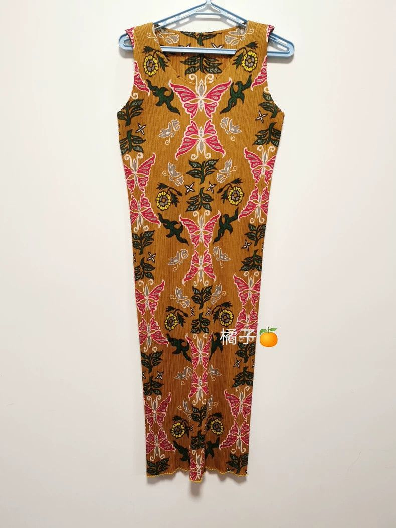 Issey Miyake Issey Miyake size:3 Yellow butterfly love flower dress Size S / US 4 / IT 40 - 1 Thumbnail