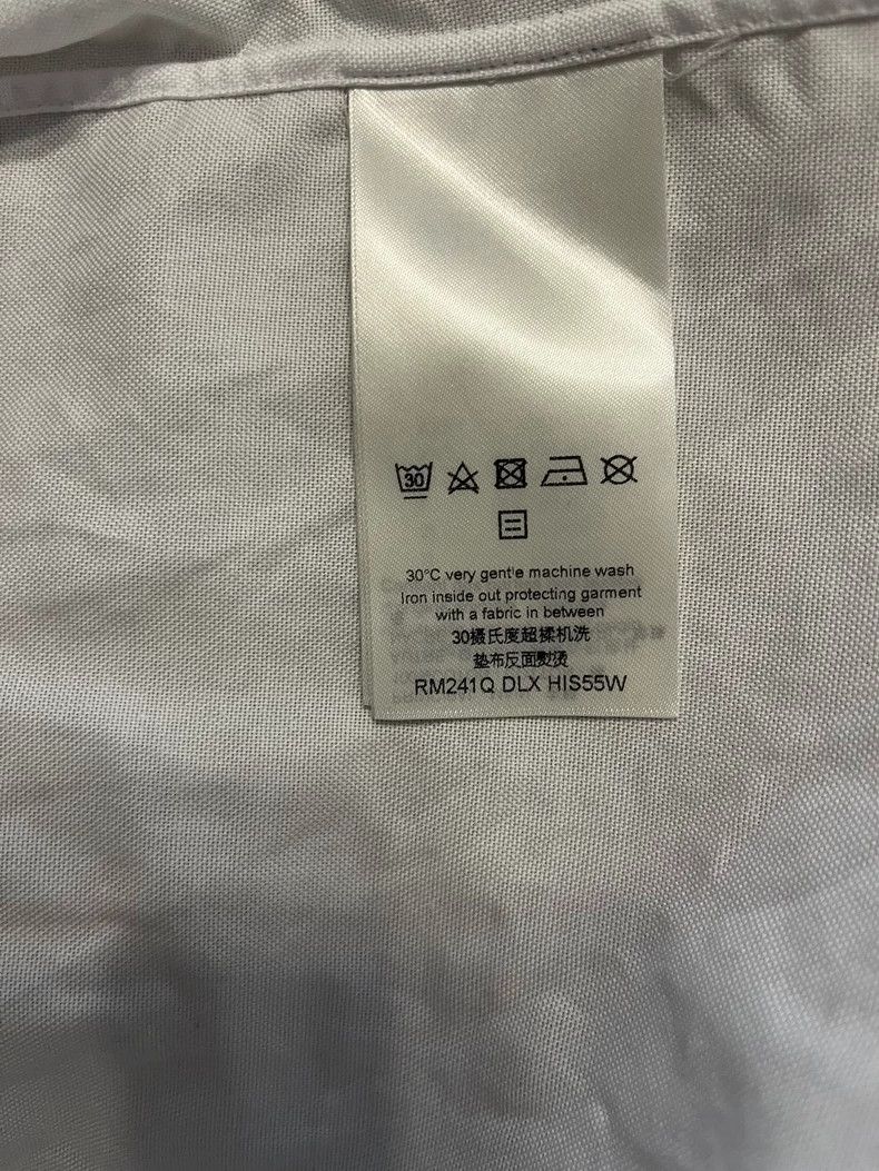 Louis Vuitton LOUIS VUITTON white shirt 2501-Nextarrow Size US M / EU 48-50 / 2 - 6 Thumbnail