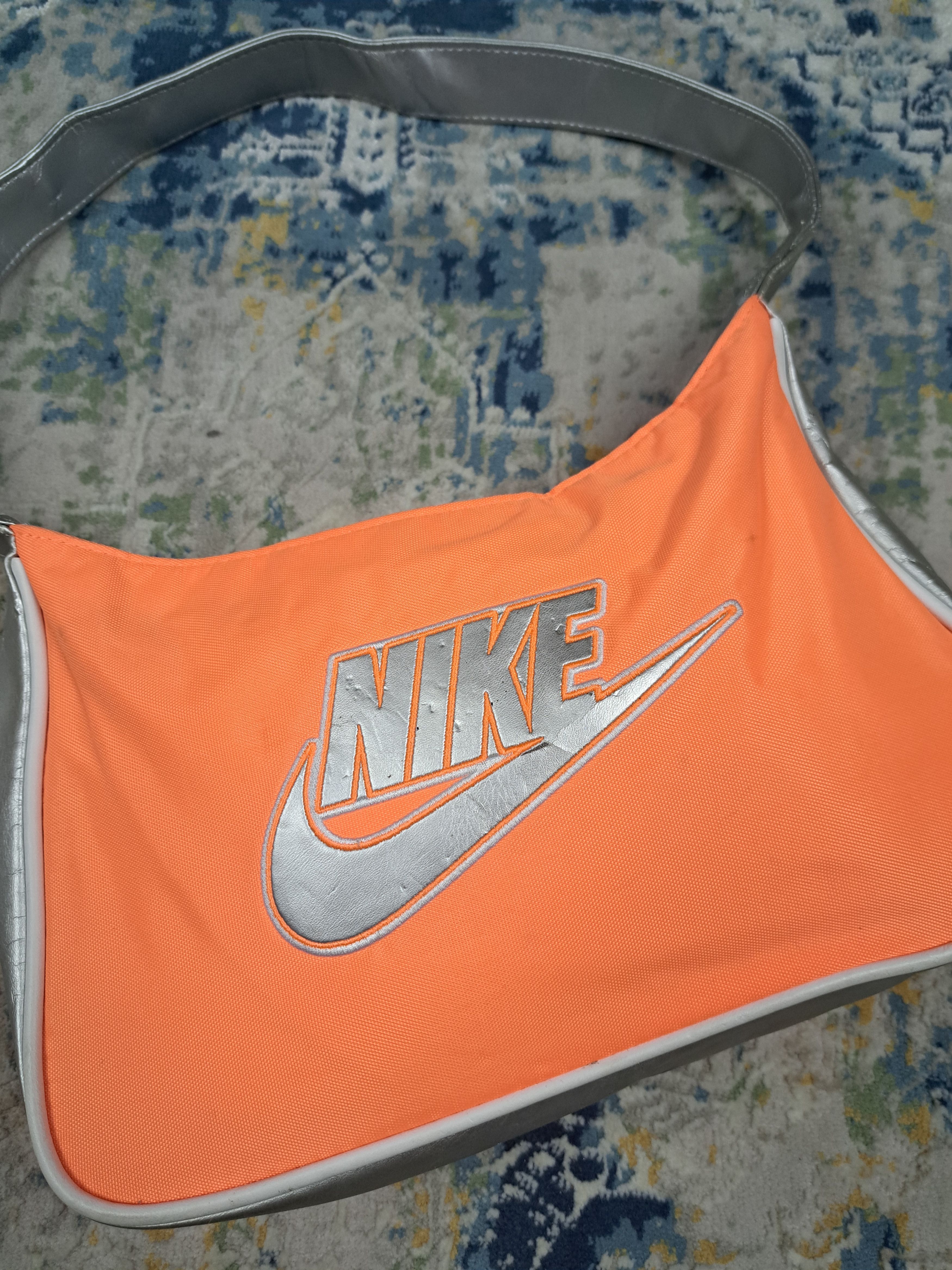 Nike Vintage y2k Neon Orange Silver Nike Baguette Bag Retro Size ONE SIZE - 2 Thumbnail