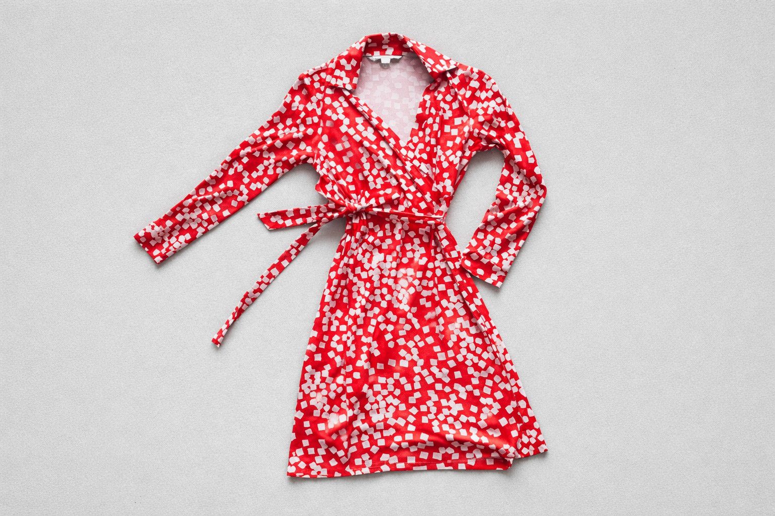 Diane von Furstenberg Diane von Furstenberg Silk Wrap Dress Confetti size 0 Size XS / US 0-2 / IT 36-38 - 4 Thumbnail