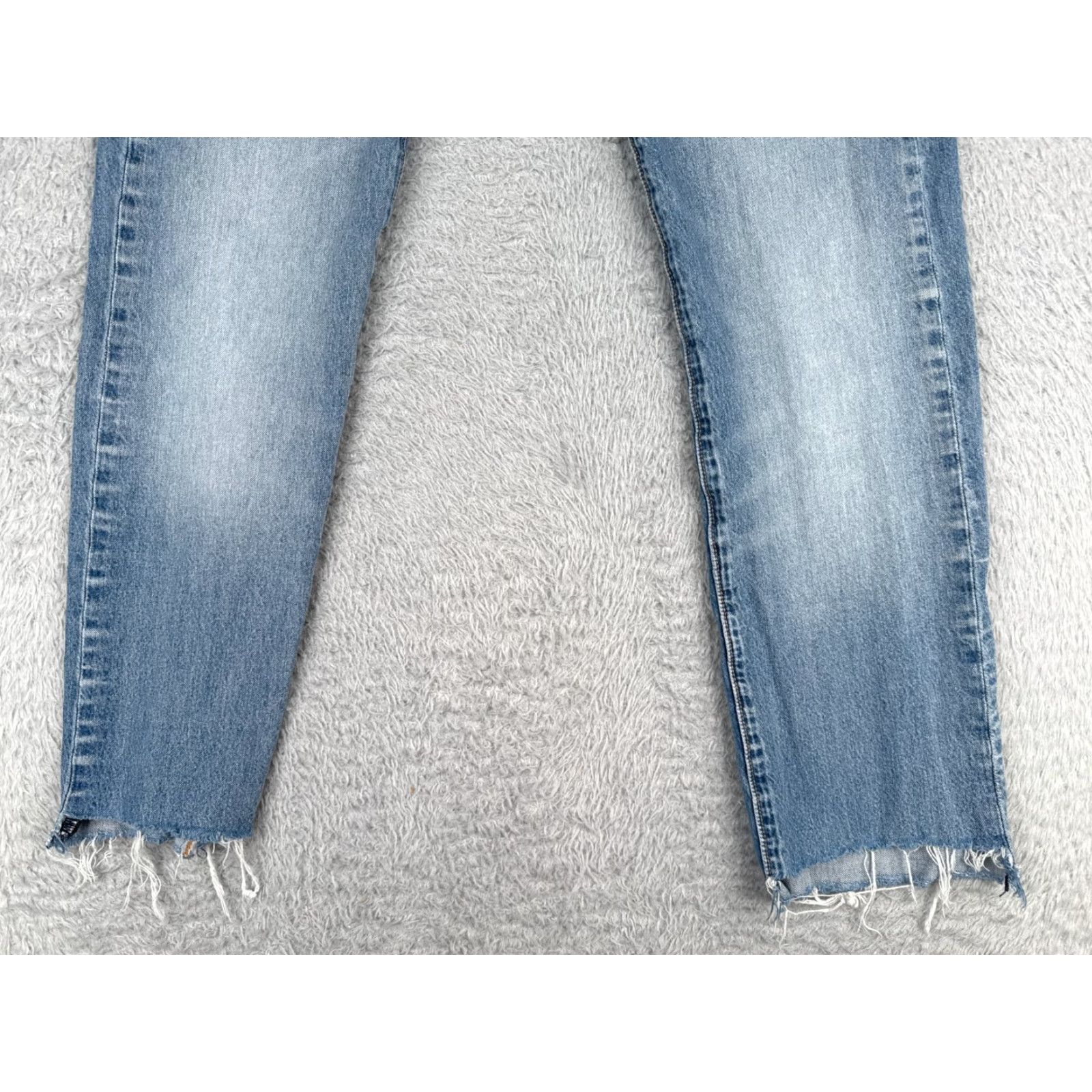Levi's VINTAGE Levi's 501 Jeans Pants Adult 28 Blue Denim Button Fly 100% Cotton 26x27 Regular Fit Mid Rise Straight 5-Pocket Mens Jeans Size US 28 / EU 44 - 2 Thumbnail
