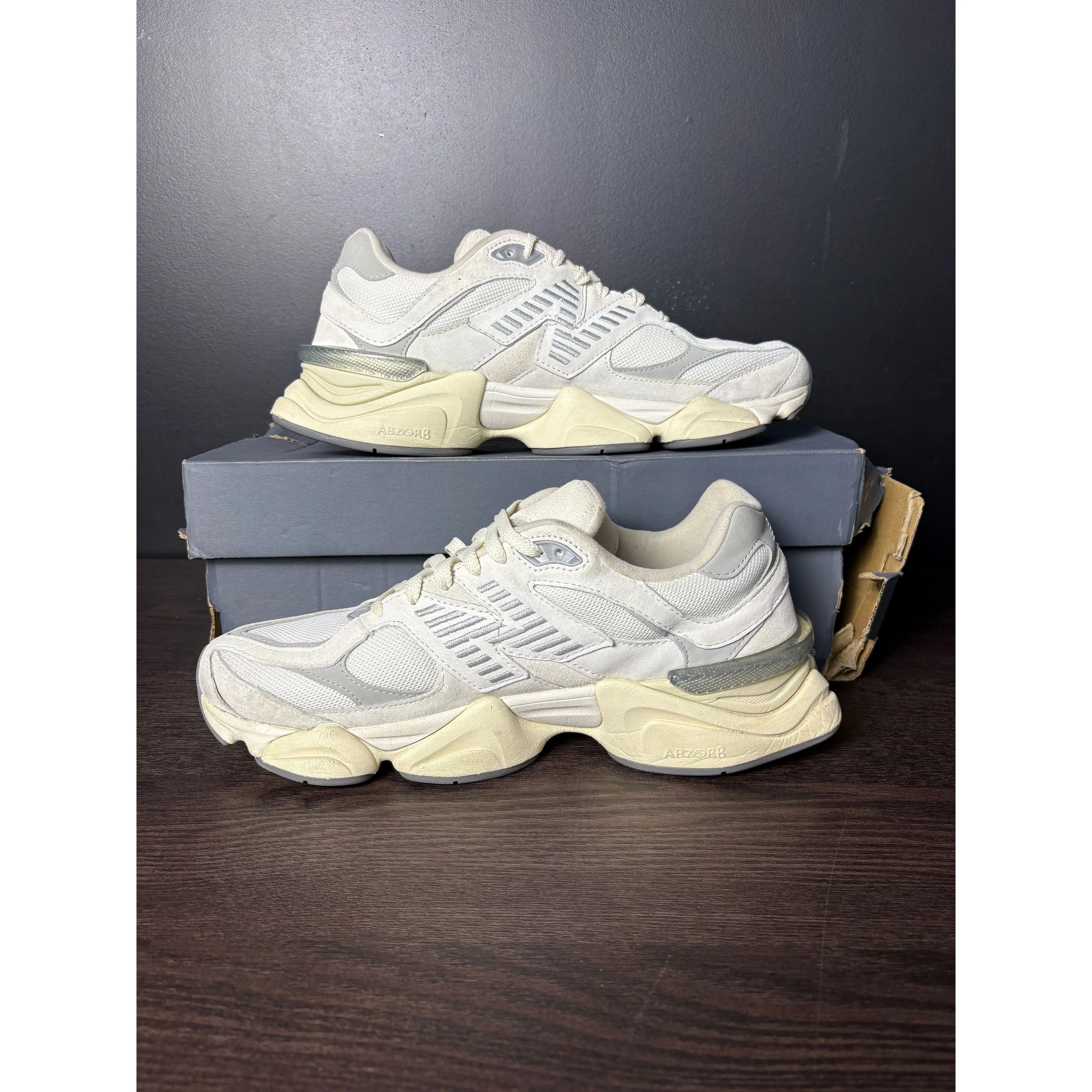 New Balance New Balance 9060 "Sea Salt White" **PRE-OWNED** Size US 11 / EU 44 - 2 Thumbnail