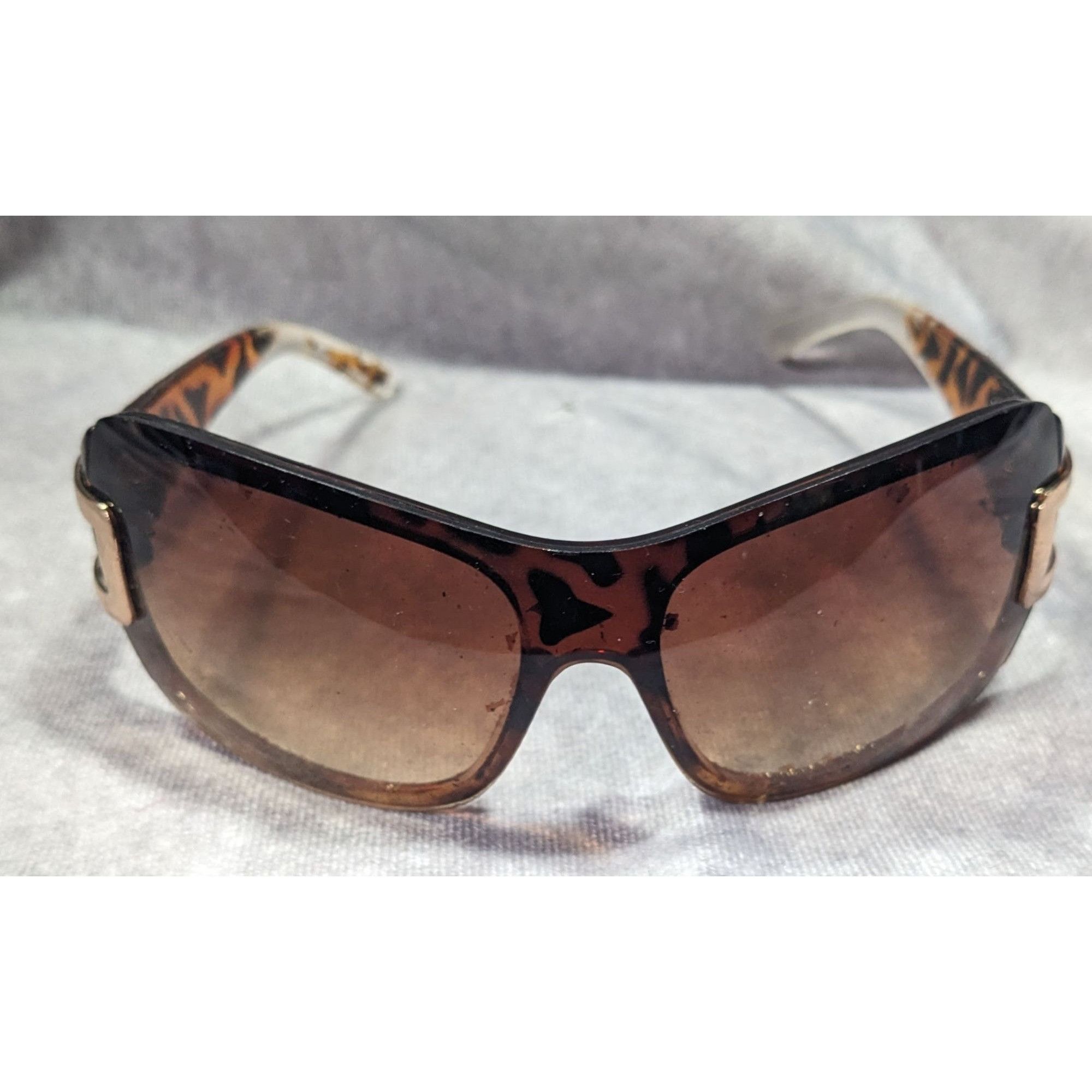 Steve Madden Steve Madden Preppy Retro Tortoise Sunglasses Size ONE SIZE - 1 Thumbnail