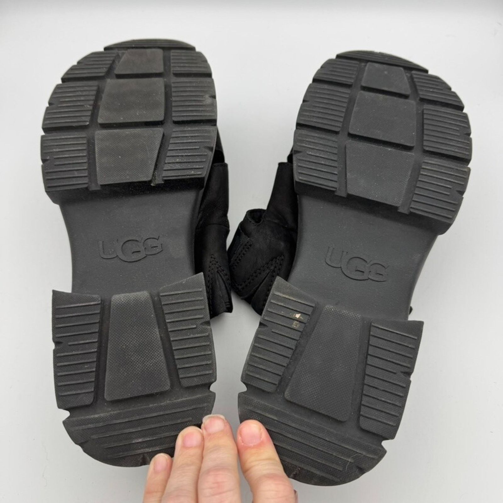 Ugg UGG Ashton Slide Sandals Black Nubuck Leather Platform 10 Size US 10 / IT 40 - 8 Thumbnail